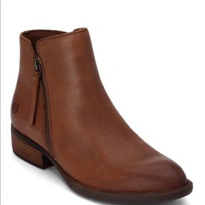 Born Women’s boots